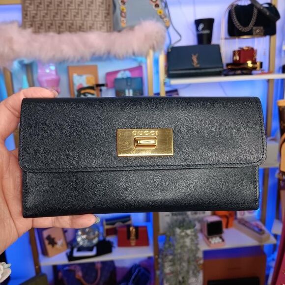 Vintage Gucci Dark Midnight Blue Wax Calf Leather Gold Turn Lock Wallet w/Box - Picture 1 of 16